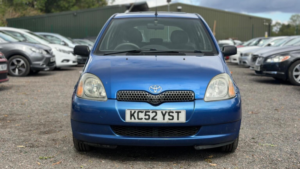 2003 Toyota Yaris 1.0 Vvt-I Colour Collection 5dr in Blue — image 2