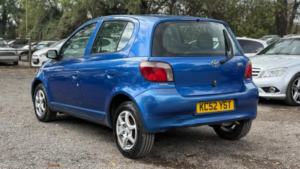 2003 Toyota Yaris 1.0 Vvt-I Colour Collection 5dr in Blue — image 4