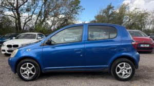 2003 Toyota Yaris 1.0 Vvt-I Colour Collection 5dr in Blue — image 5