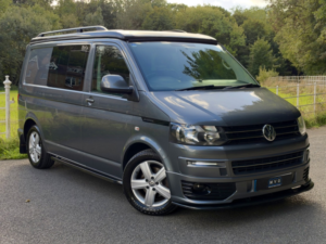 2015 Volkswagen Transporter 2.0 Bitdi Bluemotion Tech T30 Highline Kombi 4motion in Grey — image 2