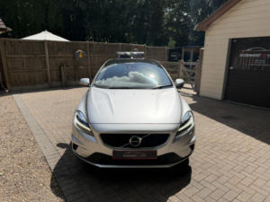 2017 Volvo V40 2.0 R-Design Pro D3 in Silver — image 2