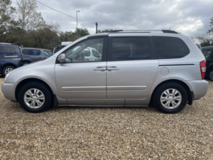 2011 Kia Sedona Wheelchair Accessible Vehicle Wav Side Ramp Passenger Upfront Ramp 2.2 Crdi 2 in Silver — image 6