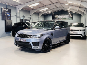2019 Land Rover Range Rover Sport 3.0 Sd V6 Hse in Blue — image 6
