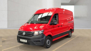 2021 Volkswagen Crafter 2.0 Tdi Cr35 Trendline Rwd Mwb Euro 6 (s/s) 5dr in Red — image 2