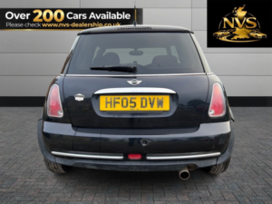 2005 MINI Hatch 1.6 One Hatch in Black — image 6