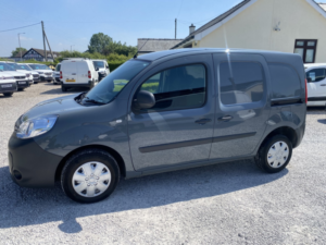 2021 Renault Kangoo 1.5 Ml19 Energy Dci 80 Business My19 in Grey — image 6