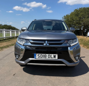 2018 Mitsubishi Outlander 2.0h 12kwh 4h CVT 4WD Euro 6 (s/s) 5dr in Grey — image 3