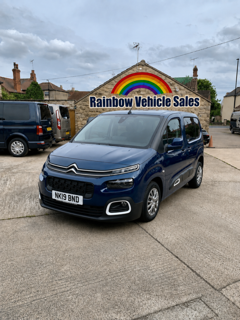 2019 Citroen Berlingo 1.5 Bluehdi Feel in Blue — image 1