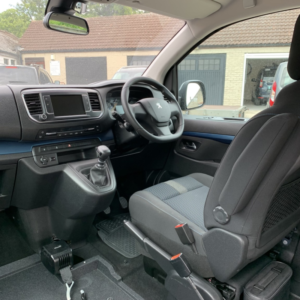 2021 Peugeot Traveller 1.5 Bluehdi Active in Black — image 5
