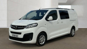 2020 Vauxhall Vivaro 2.0 Turbo D 3100 Sportive Crew Van L2 H1 Euro 6 (s/s) 5dr in White — image 2