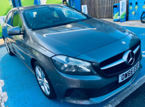 2017 Mercedes-Benz A Class 1.5 A180d Sport (executive) Hatchback 5dr Diesel Manual Euro 6 (s/s) (109 Ps) in Grey — image 3
