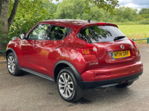2014 Nissan Juke 1.6 N-Tec Euro 5 5dr (17in Alloy) in Red — image 4