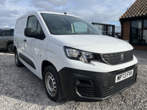2024 Peugeot Partner