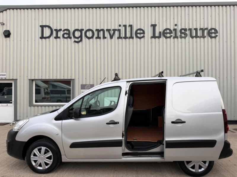 2015 Citroen Berlingo 1.6 Hdi 625 Enterprise L1 5dr in Silver — image 1
