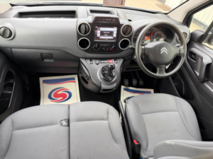 2015 Citroen Berlingo 1.6 Hdi 625 Enterprise L1 5dr in Silver — image 4