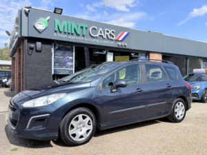 2012 Peugeot 308 Sw 1.6 Hdi Access in Blue — image 4