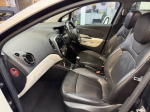 2019 Renault Captur 1.3 Gt Line Tce 130 My19 in Black — image 2