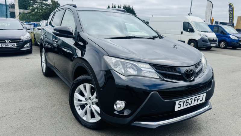 2013 Toyota Rav4 2.2 D-4d Invincible in Black — image 1