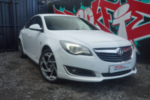 2016 Vauxhall Insignia 1.6 Cdti Sri Vx Line Nav Hatchback 5dr Diesel Manual Euro 6 (s/s) (136 Ps) in White — image 3