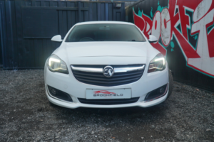 2016 Vauxhall Insignia 1.6 Cdti Sri Vx Line Nav Hatchback 5dr Diesel Manual Euro 6 (s/s) (136 Ps) in White — image 5