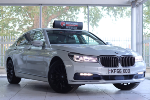 2014 BMW 7 Series 3.0 740li Saloon 4dr Petrol Auto Euro 6 (s/s) (326 Ps) in White — image 6