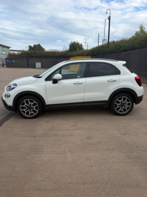 2019 Fiat 500x 1.0 Firefly Turbo Multiair Cross Plus SUV 5dr Petrol Manual Euro 6 (s/s) (120 Bhp) in White — image 2