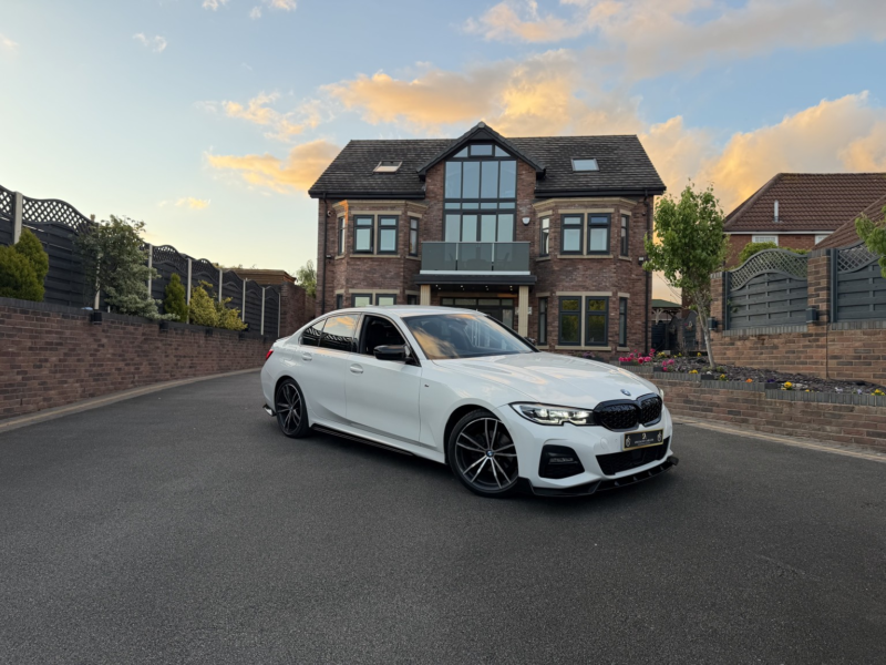 2019 BMW 3 Series 2.0 320d M Sport Saloon in White — image 1