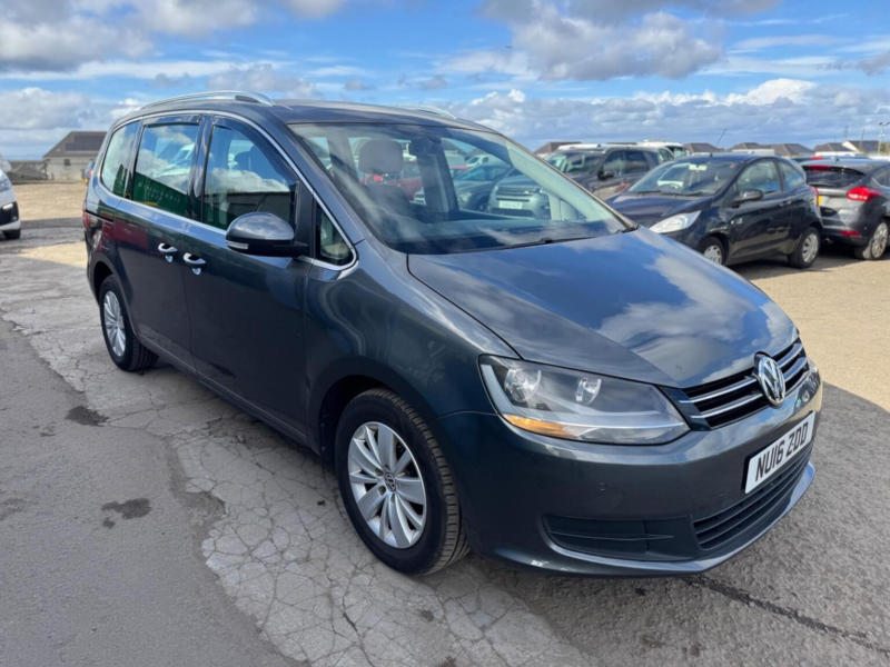 2016 Volkswagen Sharan 2.0 Tdi Bluemotion Tech Se Nav DSG Euro 6 (s/s) 5dr in Grey — image 1