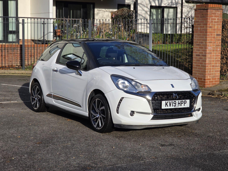 2019 Ds Automobiles Ds 3 1.2 Puretech Connected Chic Eat6 Euro 6 (s/s) 3dr in White — image 1