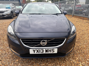 2013 Volvo V40 2.0 D3 Se Geartronic Euro 5 (s/s) 5dr in Blue — image 2