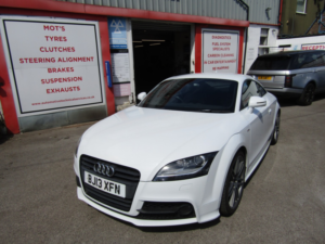 2013 Audi Tt 2.0 Tfsi Black Edition in White — image 3