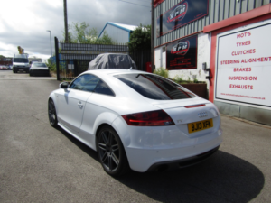 2013 Audi Tt 2.0 Tfsi Black Edition in White — image 6