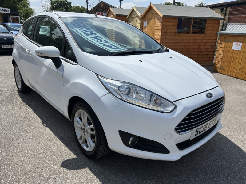2016 Ford Fiesta 1.25 Zetec in White — image 1