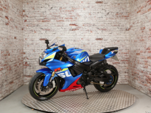 2016 Suzuki Gsx-R750 in Blue — image 5