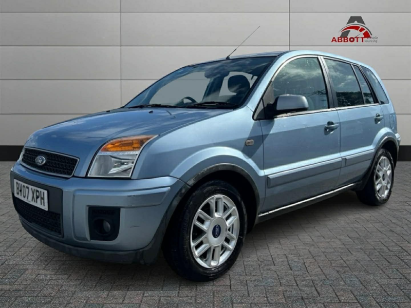 2007 Ford Fusion 1.6 Zetec Climate in Blue — image 1