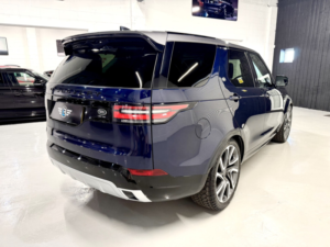 2018 Land Rover Discovery 3.0 Td V6 Hse Luxury in Blue — image 2