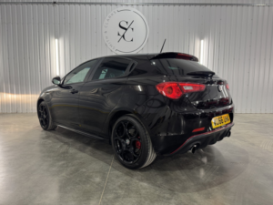 2017 Alfa Romeo Giulietta 1.8 New Giulietta 1750 Tbi 240hp Alfa Tct Veloce in Black — image 4