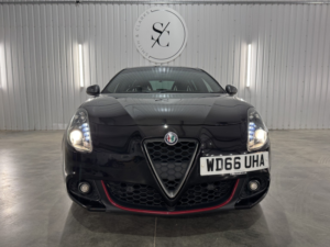 2017 Alfa Romeo Giulietta 1.8 New Giulietta 1750 Tbi 240hp Alfa Tct Veloce in Black — image 6