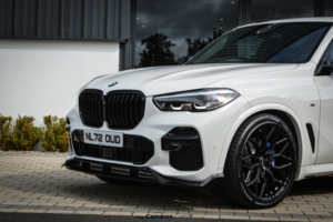 2022 BMW X5 3.0 X5 Xdrive30d M Sport in White — image 3