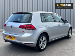2015 Volkswagen Golf 1.6 Tdi Bluemotion Tech Match Hatchback 5dr Diesel Manual Euro 6 (s/s) (110 Ps) in Silver — image 4