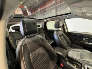 2017 Land Rover Discovery Sport 2.0 Td4 Hse Dynamic Lux Auto 4WD Euro 6 (s/s) 5dr in Silver — image 4