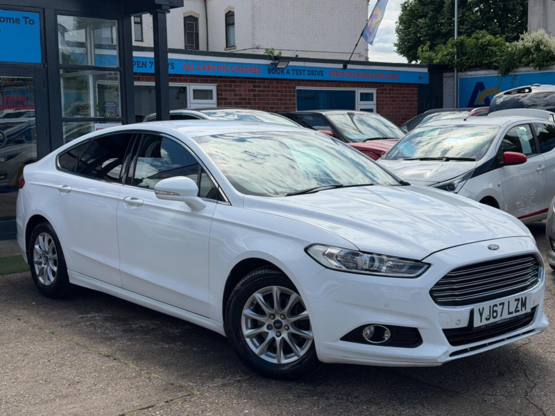 2017 Ford Mondeo 2.0 Tdci Zetec Euro 6 (s/s) 5dr in White — image 1