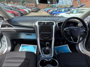 2017 Ford Mondeo 2.0 Tdci Zetec Euro 6 (s/s) 5dr in White — image 2