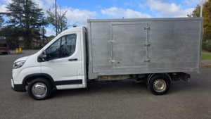 2021 Maxus Deliver 9 2.0 D20 in White — image 4