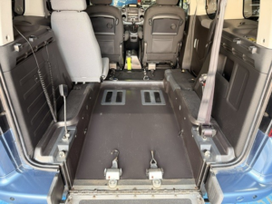 2014 Peugeot Partner Tepee 1.6 Vti Tepee S in Blue — image 6