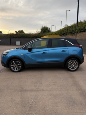 2020 Vauxhall Crossland X 1.2 Griffin SUV 5dr Petrol Manual Euro 6 (s/s) (83 Ps) in Blue — image 2