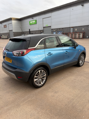 2020 Vauxhall Crossland X 1.2 Griffin SUV 5dr Petrol Manual Euro 6 (s/s) (83 Ps) in Blue — image 5