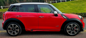 2016 MINI Countryman 1.6 John Cooper Works SUV 5dr Petrol Auto All4 Euro 5 (218 Ps) in Red — image 4