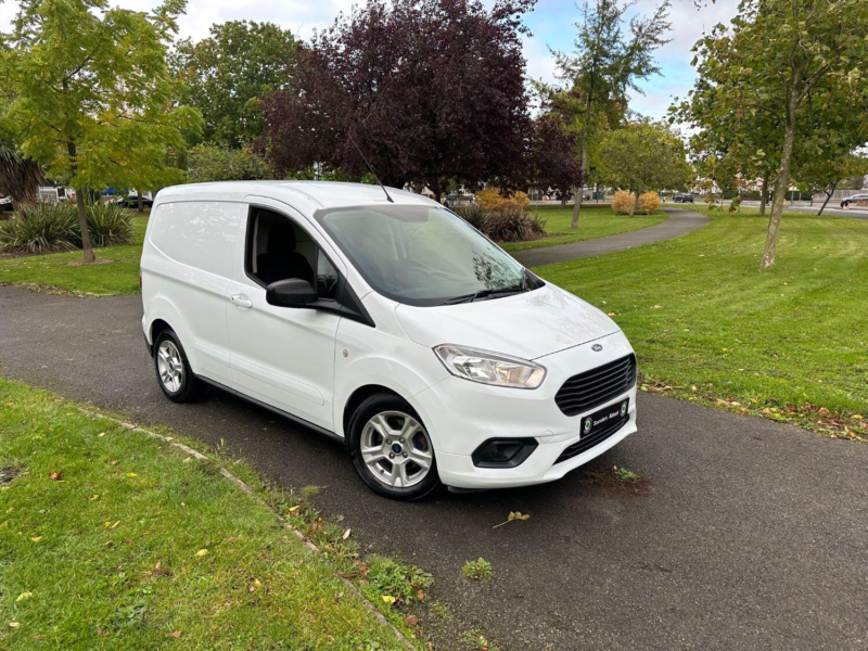 2020 Ford Transit Courier 1.0 Ecoboost Limited in White — image 1