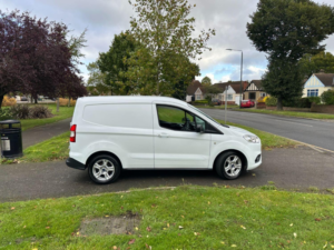 2020 Ford Transit Courier 1.0 Ecoboost Limited in White — image 3